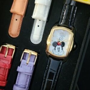 Disney Minnie Invicta Watch